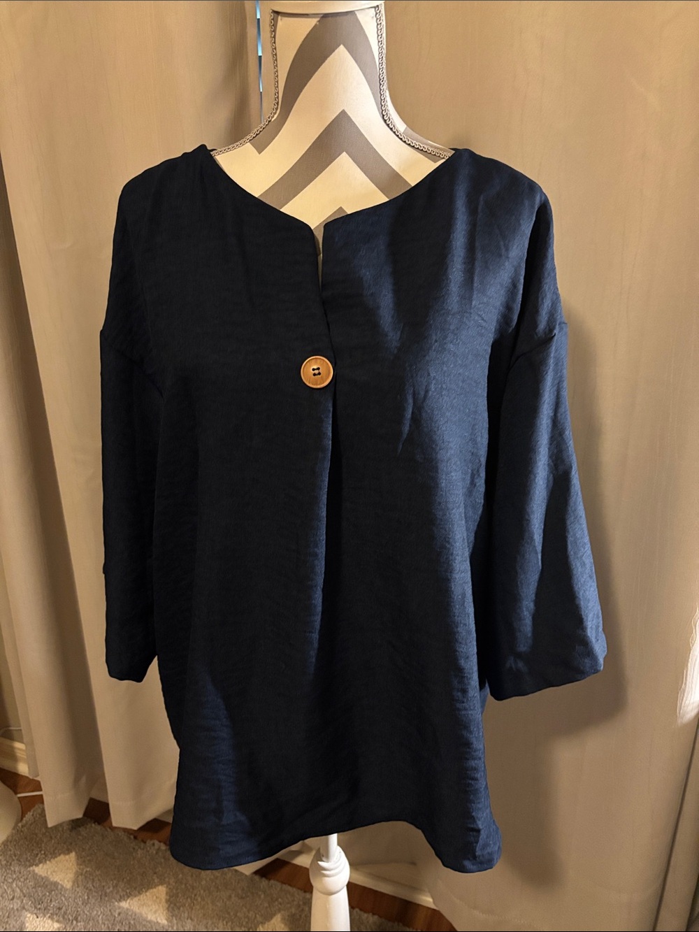 SHEIN Navy Single-Button Tunic with Wooden Accent
